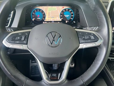 Used 2025 Volkswagen Atlas Cross Sport SEL R-Line AWD/4WD image 63