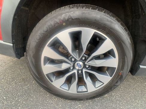 Used 2023 Subaru Outback Touring XT AWD/4WD image 34