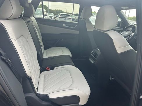 New 2026 Volkswagen Atlas Cross Sport SEL Premium R-Line image 44