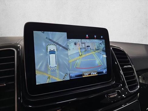 Used 2019 Mercedes-Benz GLS 450 4MATIC image 25