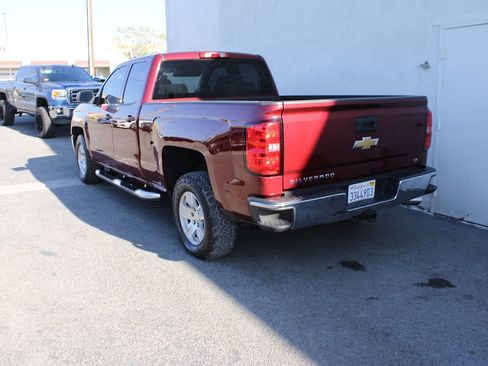 Used 2017 Chevrolet Silverado 1500 LT w/ Trailering Package image 5