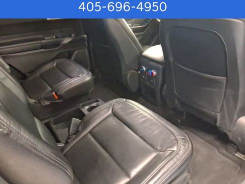 Used 2020 Ford Explorer XLT w/ Comfort Package image 10