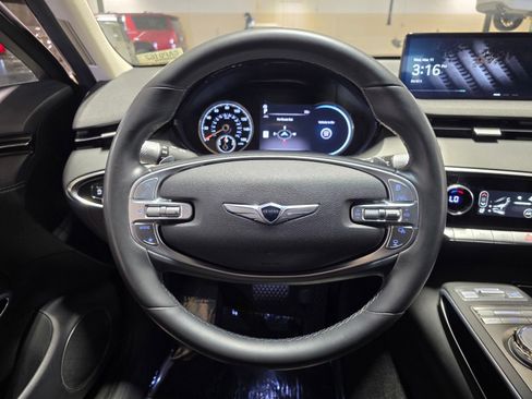 Used 2025 Genesis GV70 2.5T image 28