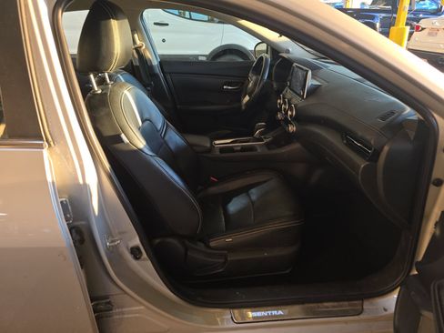 Used 2020 Nissan Sentra SV FWD image 13