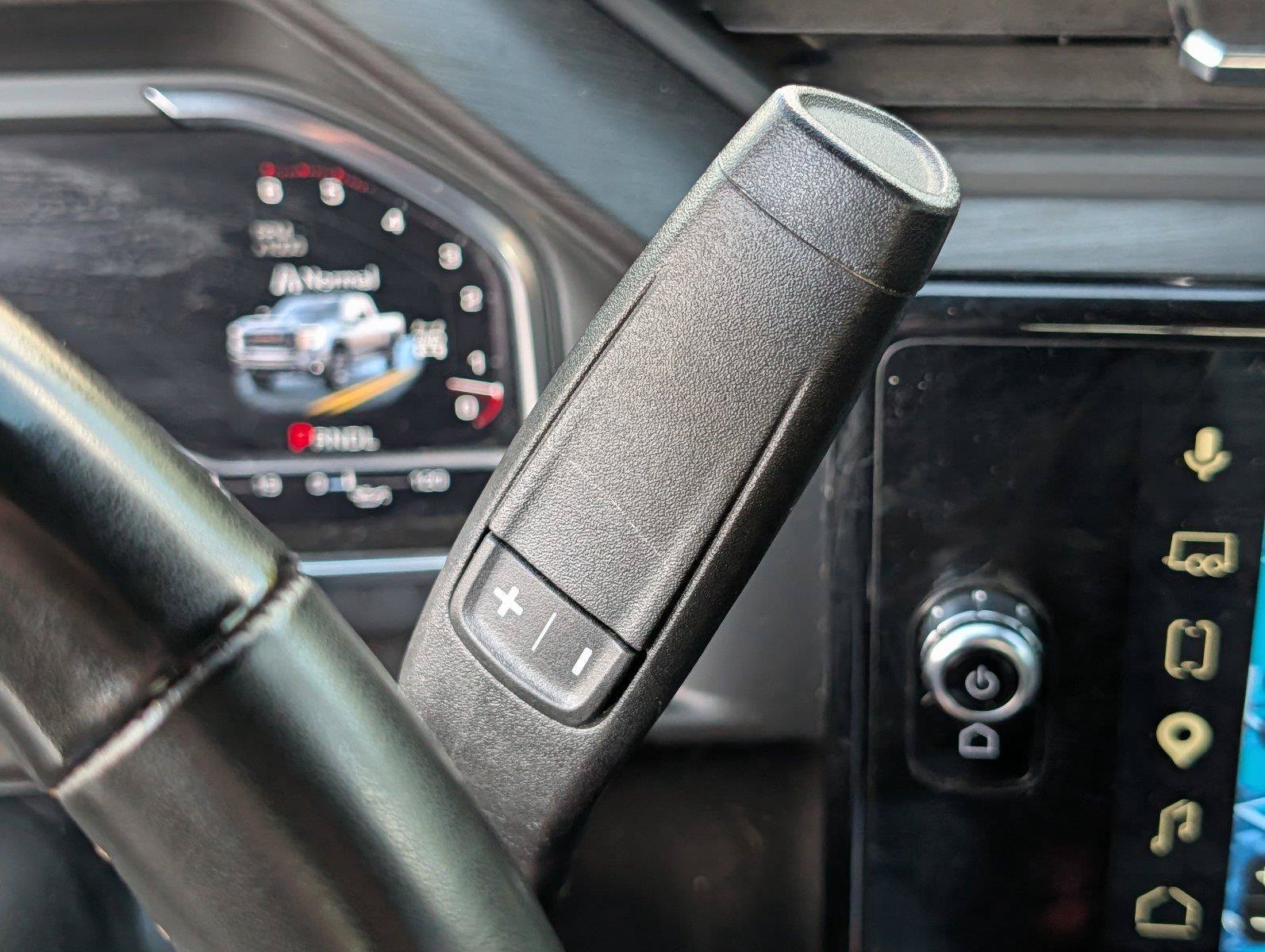Used 2025 GMC Sierra 3500 AT4 w/ AT4 Premium Plus Package AWD/4WD image 28