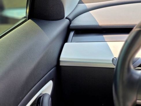 Used 2019 Tesla Model 3 RWD image 19