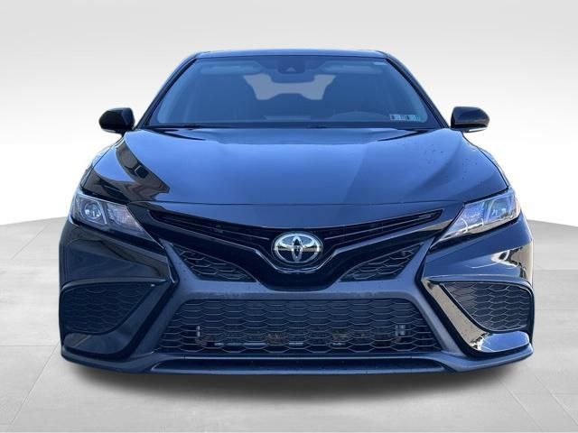 Used 2024 Toyota Camry SE FWD image 8