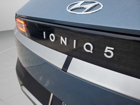 Used 2023 Hyundai Ioniq 5 SEL image 8