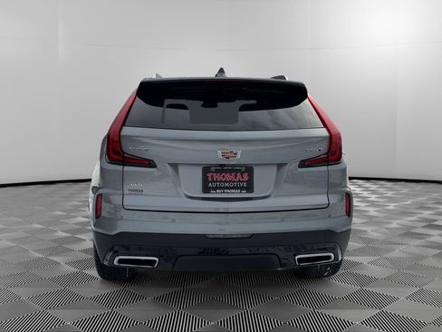 Used 2025 Cadillac XT4 Premium Luxury image 6