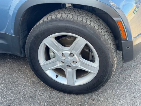 Used 2021 Land Rover Defender 110 S image 6