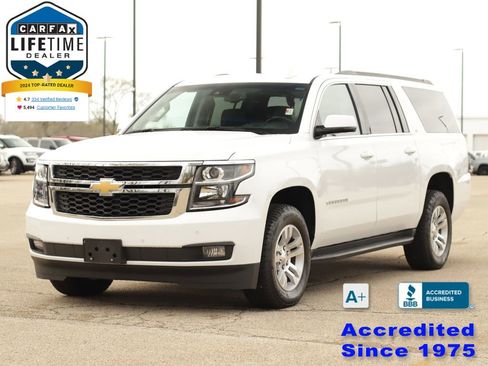 Used 2019 Chevrolet Suburban LT image 3