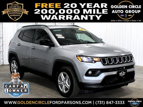 Used 2024 Jeep Compass Latitude image 1