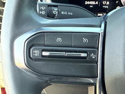 Used 2024 GMC Canyon Elevation w/ Convenience Package AWD/4WD image 26