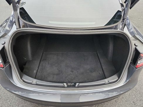 Used 2023 Tesla Model 3 Performance image 26