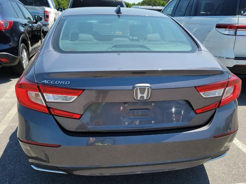 Used 2019 Honda Accord LX image 6