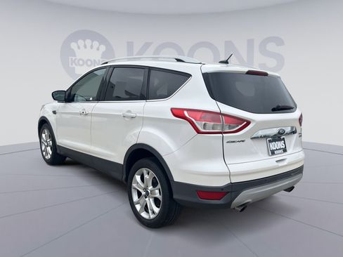 Used 2015 Ford Escape Titanium FWD image 14