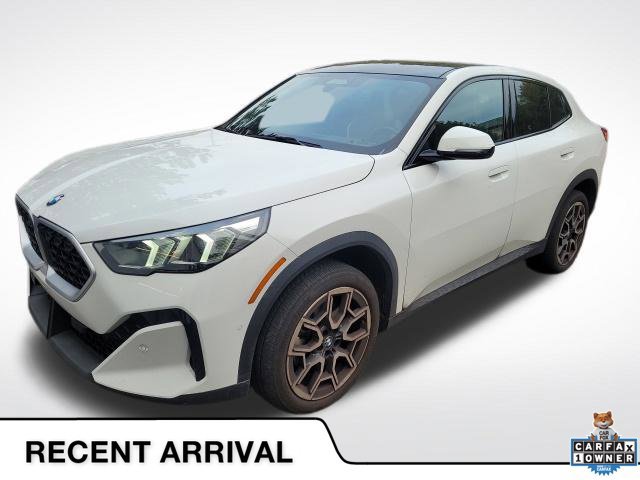 Used 2024 BMW X2 xDrive28i w/ Premium Package AWD/4WD image 1
