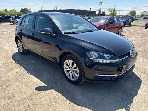 Used 2021 Volkswagen Golf 4-Door FWD image 4