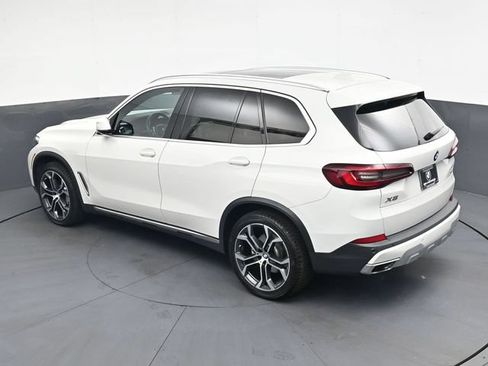 Used 2021 BMW X5 xDrive40i w/ Convenience Package AWD/4WD image 24