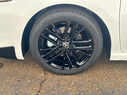 New 2026 Toyota Camry SE image 25