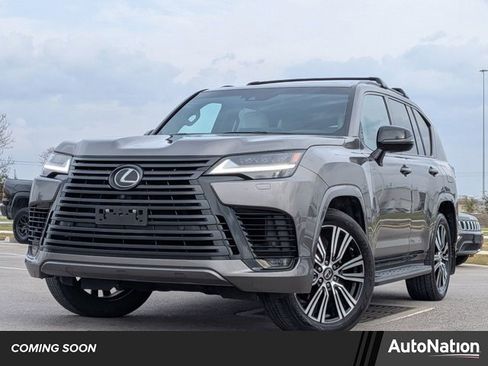 Used 2023 Lexus LX 600 4WD w/ Luxury Package image 1