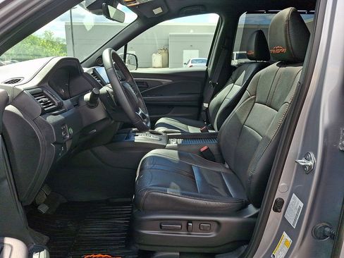 Used 2023 Honda Passport TrailSport image 13
