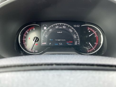 Used 2023 Toyota RAV4 LE image 19