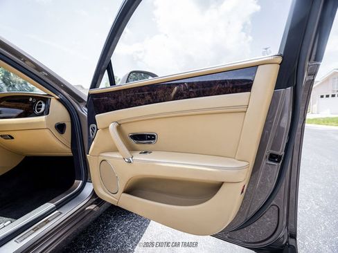 Used 2015 Bentley Flying Spur W12 AWD/4WD image 38