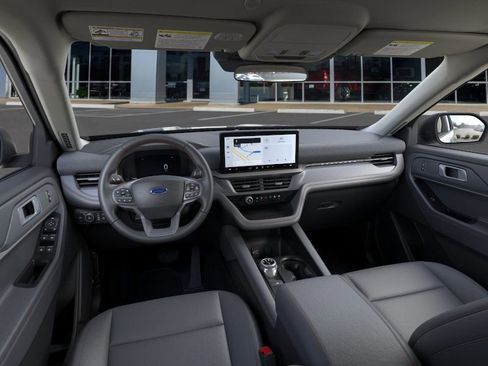 Used 2026 Ford Explorer Active w/ Active Comfort Package image 17