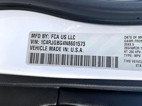 Used 2022 Jeep Grand Cherokee Limited RWD image 32
