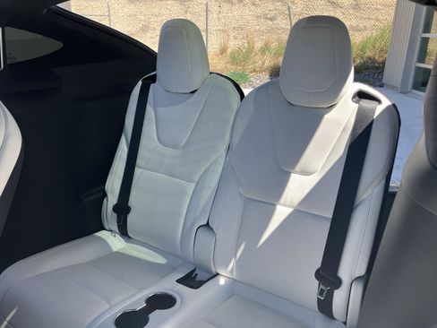 Used 2022 Tesla Model X Plaid AWD/4WD image 15