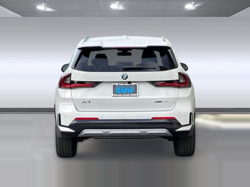 Used 2026 BMW X1 xDrive28i w/ Convenience Package AWD/4WD image 10