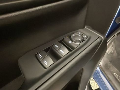 Used 2024 Chevrolet Silverado 1500 Custom w/ Dark Appearance Package AWD/4WD image 11