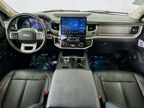 Used 2024 Ford Expedition Max XLT image 27