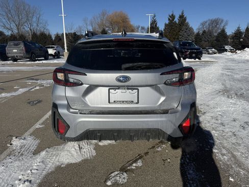 Used 2025 Subaru Crosstrek 2.0i Premium image 13