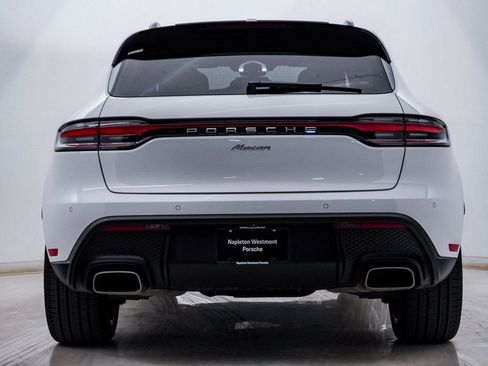 Certified 2025 Porsche Macan image 10