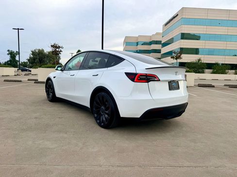 Used 2022 Tesla Model Y Performance AWD/4WD image 7