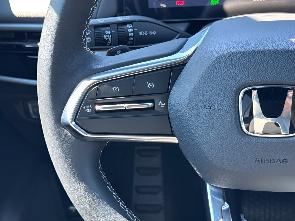 Used 2025 Honda Prologue Touring image 14