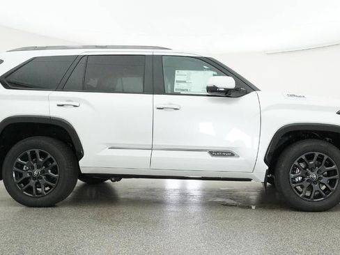 New 2026 Toyota Sequoia Platinum image 27