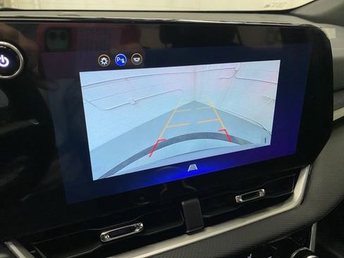 New 2026 Chevrolet Equinox LT image 11