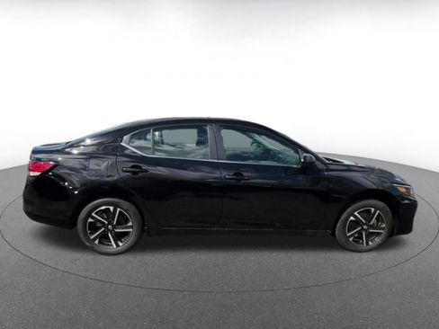Used 2025 Nissan Sentra SV FWD image 16