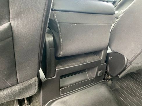 Used 2017 Chevrolet Silverado 1500 LT AWD/4WD image 17