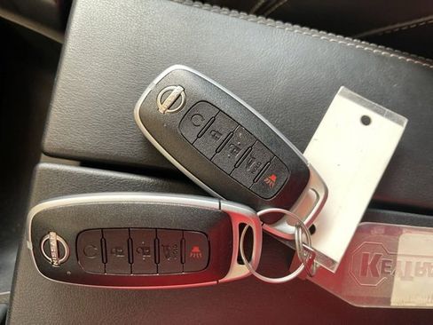 Certified 2023 Nissan Rogue SL w/ SL Premium Package image 30