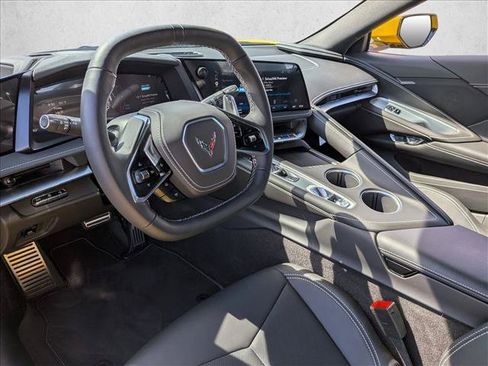 Used 2026 Chevrolet Corvette Stingray Coupe w/ 1LT RWD image 9