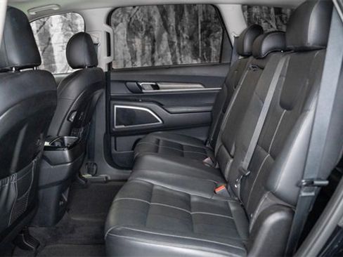 Used 2021 Kia Telluride EX image 14