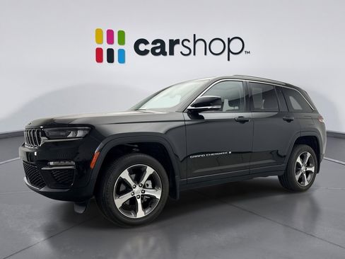 Used 2023 Jeep Grand Cherokee Limited w/ MOPAR Finishing Package AWD/4WD image 1