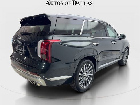 Used 2024 Hyundai Palisade Calligraphy image 6