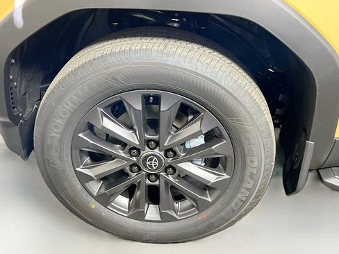 New 2026 Toyota Land Cruiser image 13