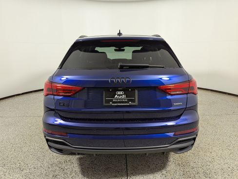 New 2025 Audi Q3 2.0T Premium image 6