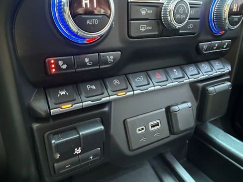 Used 2019 GMC Sierra 1500 Denali image 26